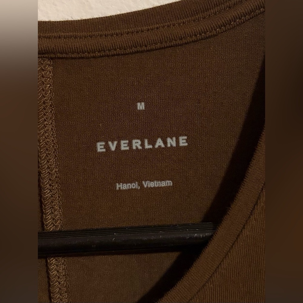 Everlane Brown Short Sleeve Shirt - Picture 2 of 7